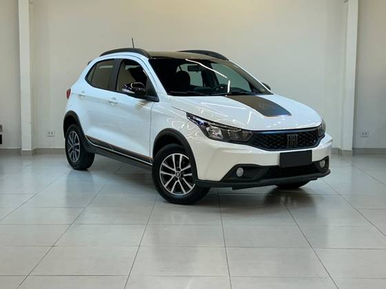 FIAT ARGO 1.3 FIREFLY FLEX TREKKING MANUAL